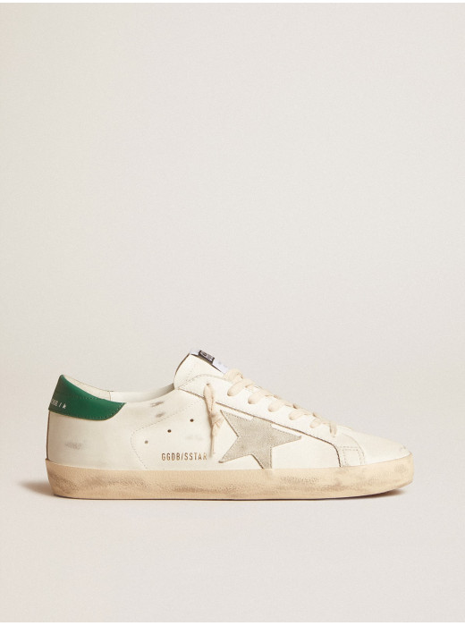 Super-Star in white leather with ice-gray suede star and green leather heel tab