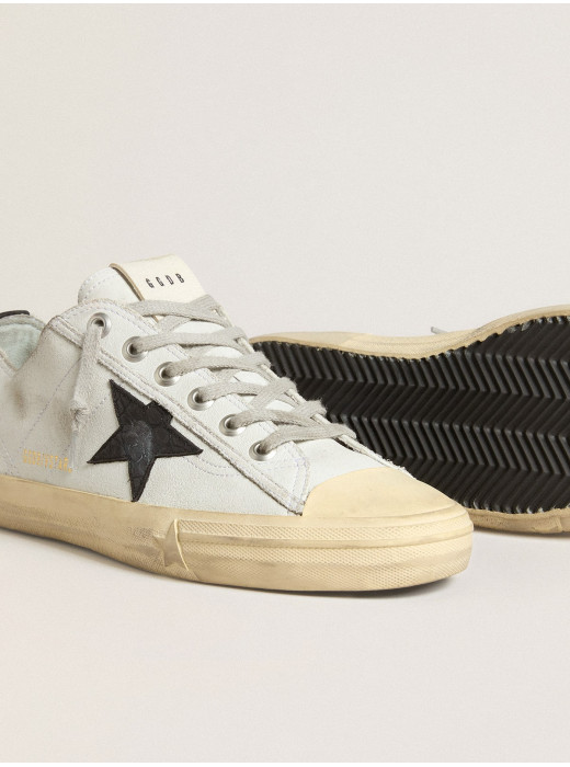 V-Star in leather with black crocodile-print leather star and heel tab