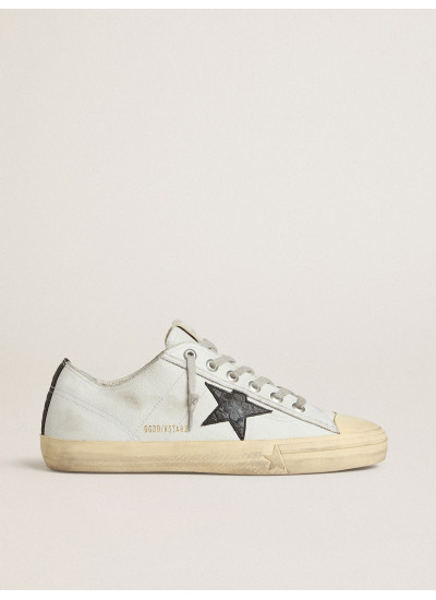 V-Star in leather with black crocodile-print leather star and heel tab