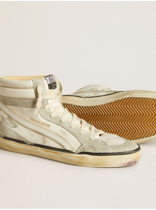 Slide LAB in aged-white nappa leather with gray suede star and white leather flash