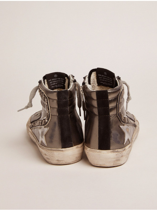 Women's Slide with silver laminated leather upper and studs