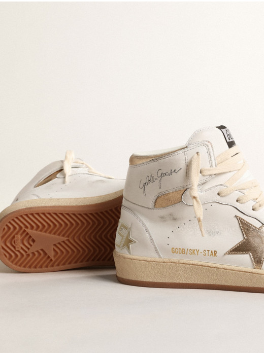 Sky-Star in white nappa leather with gold metallic leather star and heel tab