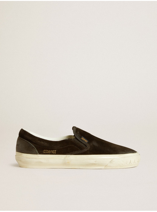 Women's VCE Penstar in black suede with black leather heel tab