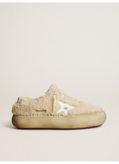 Women’s Space-Star shoes in beige shearling with white leather star and metallic leather heel tab