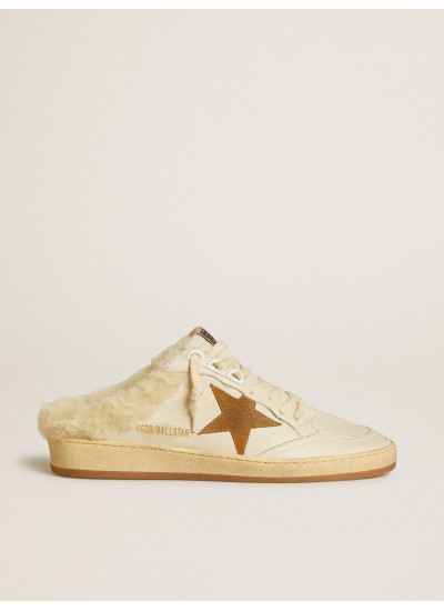 Ball Star Sabots in leather with suede star and beige shearling lining