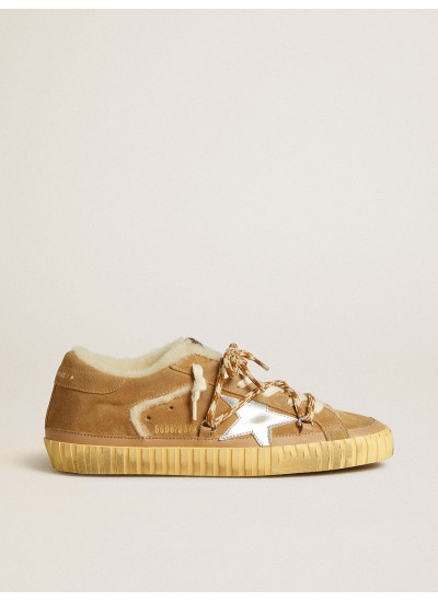 Super-Star in beige suede and shearling with metallic leather star