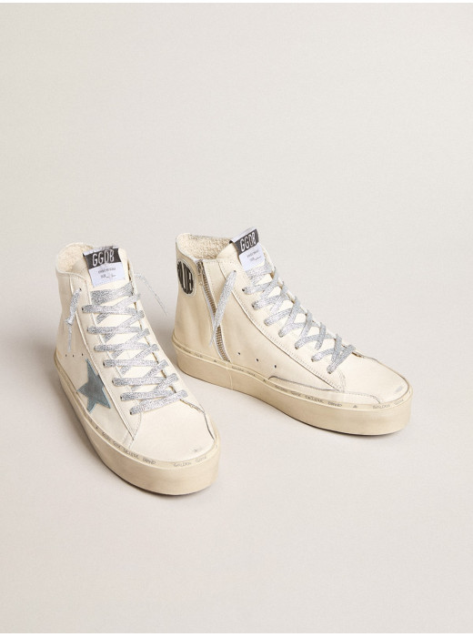 Francy Penstar in white nappa leather with powder-blue suede star