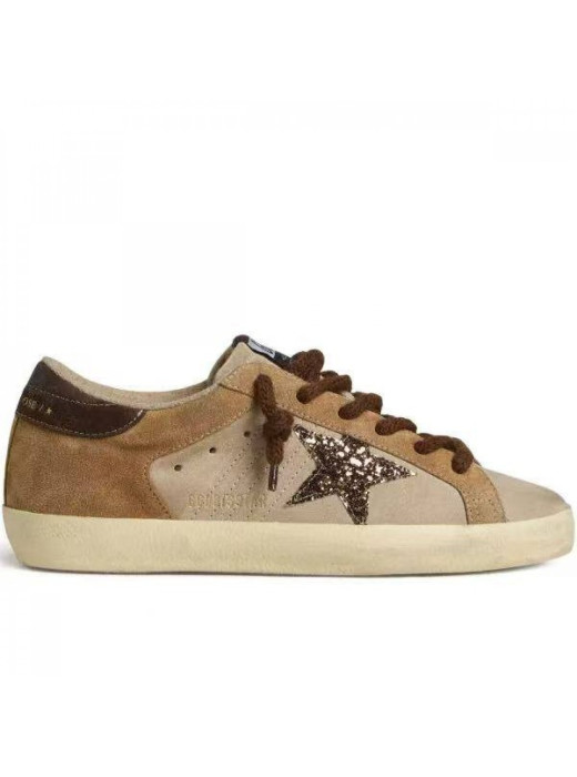Super-Star in Beige Suede With White Star and Heel Tab