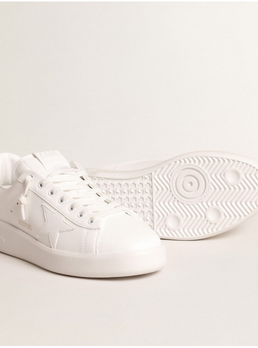 Purestar with white bio-based star and mat green leather heel tab