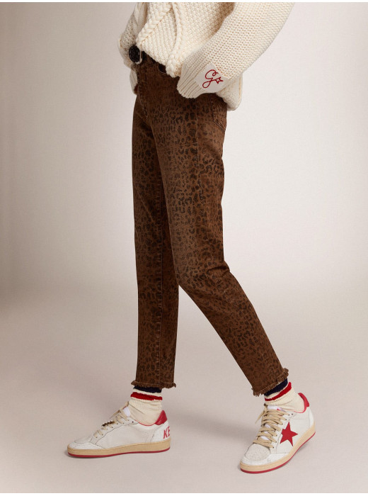 Ball Star in white leather with red star and heel tab