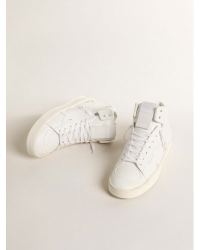 bio-based Mid-Stardan with white star and heel tab