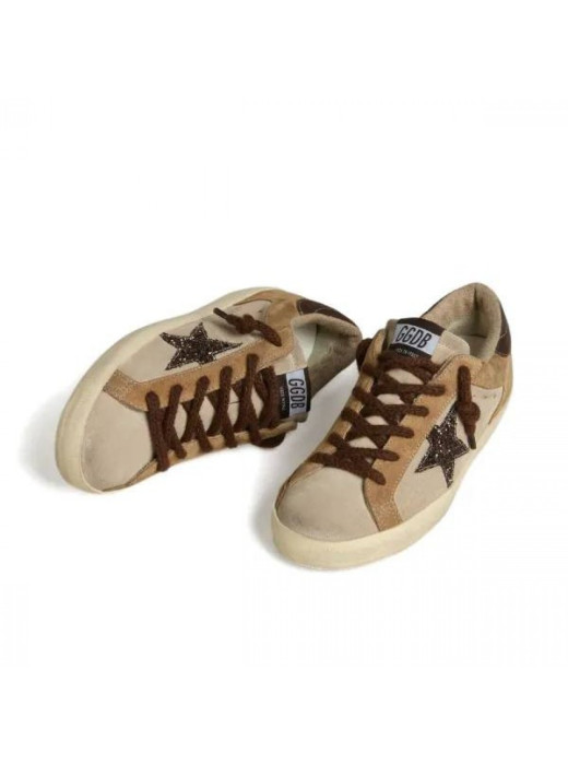 Super-Star in Beige Suede With White Star and Heel Tab